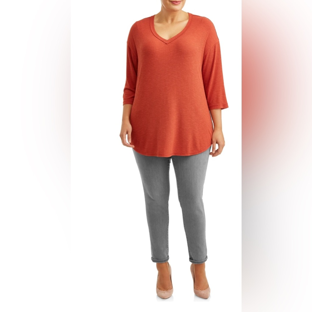 Terra & Sky Women's Plus Size 3/4 Sleeve V-Neck Tee PTP-22”